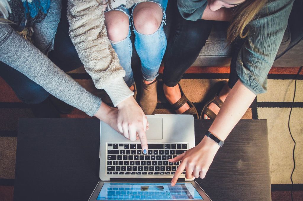 Connect with us to learn how Listivo works 